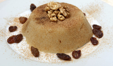 http://www.greekboston.com/wp-content/uploads/2014/02/Semolina-Halva-376x220.jpg
