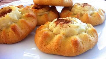 Cretan Sweet Cheese Pastries Recipe (Kalitsounia)