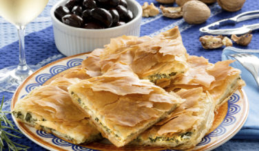 http://www.greekboston.com/wp-content/uploads/2016/04/Hortopita-376x220.jpg