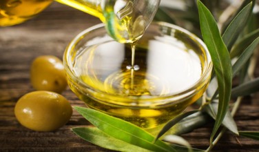 http://www.greekboston.com/wp-content/uploads/2014/11/Ancient-Greek-Olive-Oil-376x220.jpg
