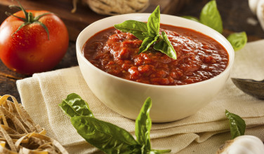 http://www.greekboston.com/wp-content/uploads/2014/02/Greek-Tomato-Sauce-376x220.jpg