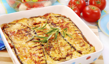 http://www.greekboston.com/wp-content/uploads/2014/02/Vegetarian-Moussaka-376x220.jpg